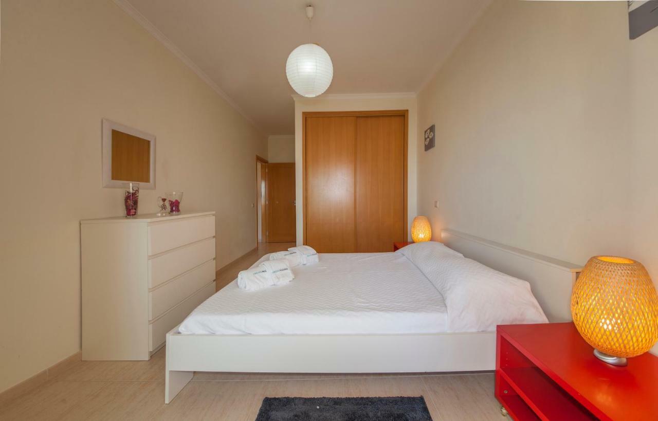 Appartamento di 70 m² con 2 camera Portimão Esterno foto